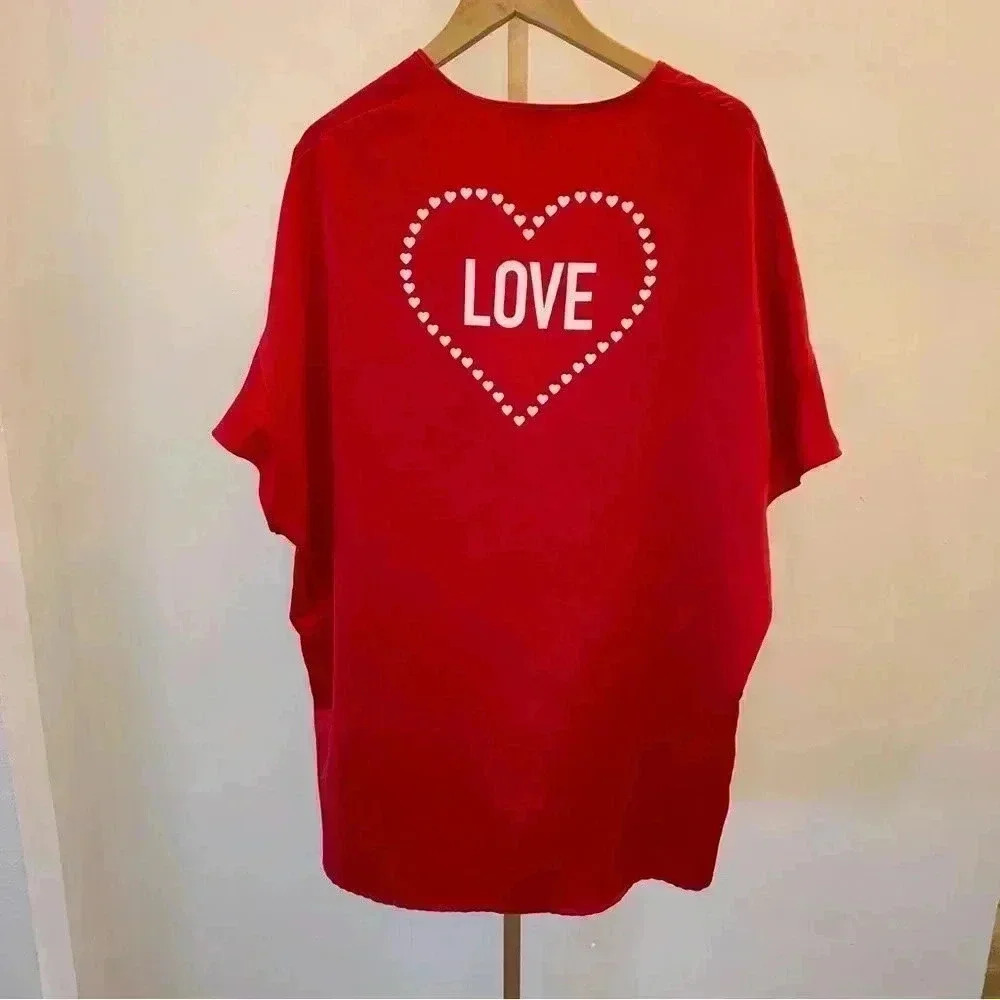 Victoria's Secret Women's Red Satin Kimono Robe Heart/ Love Graphic Print OS